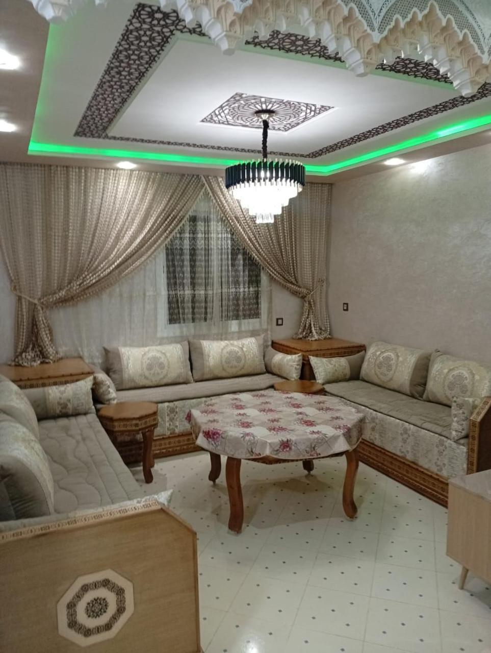 Appartement Bien Equipe Et Calme Tanger Exteriör bild